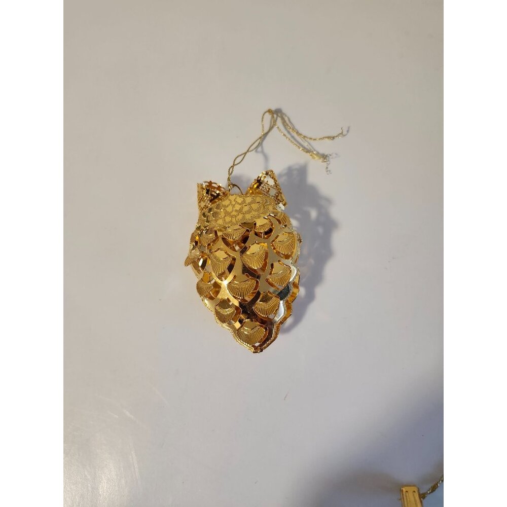 Danbury Mint Gold Filigree 3D Pinecone gold plated Ornament - Picture 2 of 4